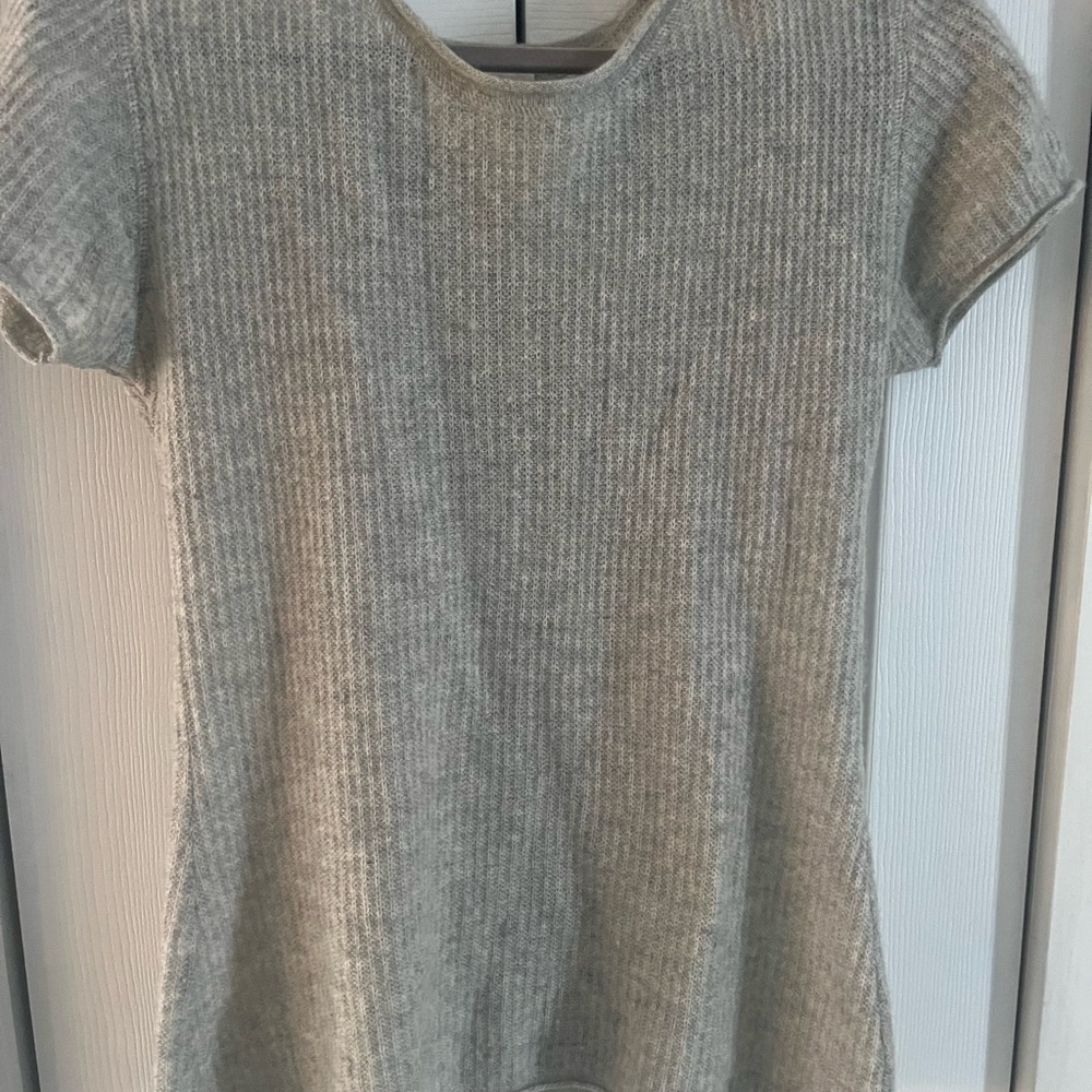Sundance Gray Crew Neck Sweater light weight Sz L New